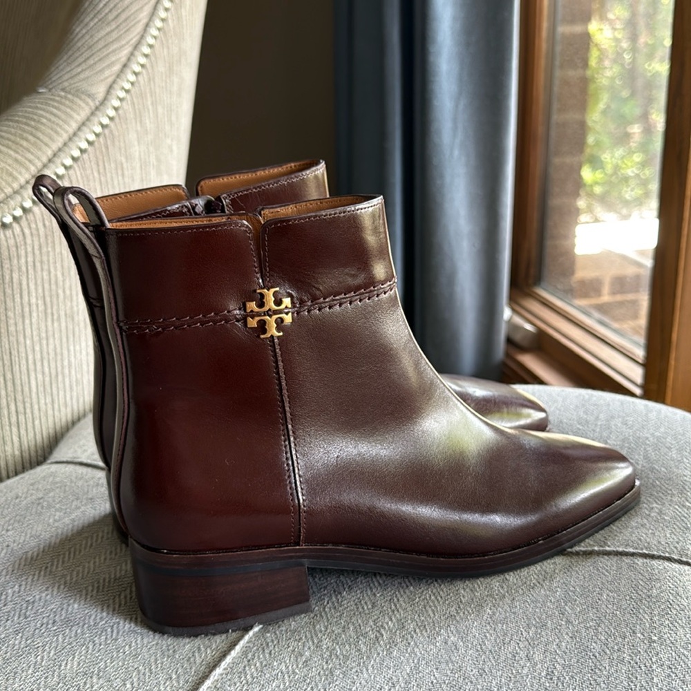 Tory Burch Everly Flat Boot - Picture 2 of 9